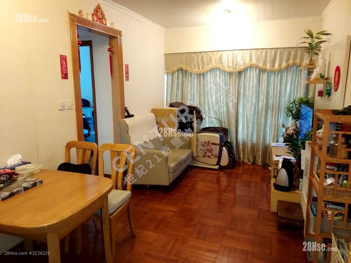 晓峰湾畔 售盘 3 房 , 2 浴室 653 平方尺 晓峰湾畔 售盘 3 房 , 2 浴室 653 平方尺