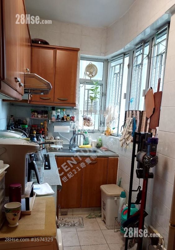 晓峰湾畔 售盘 3 房 , 2 浴室 653 平方尺 晓峰湾畔 售盘 3 房 , 2 浴室 653 平方尺