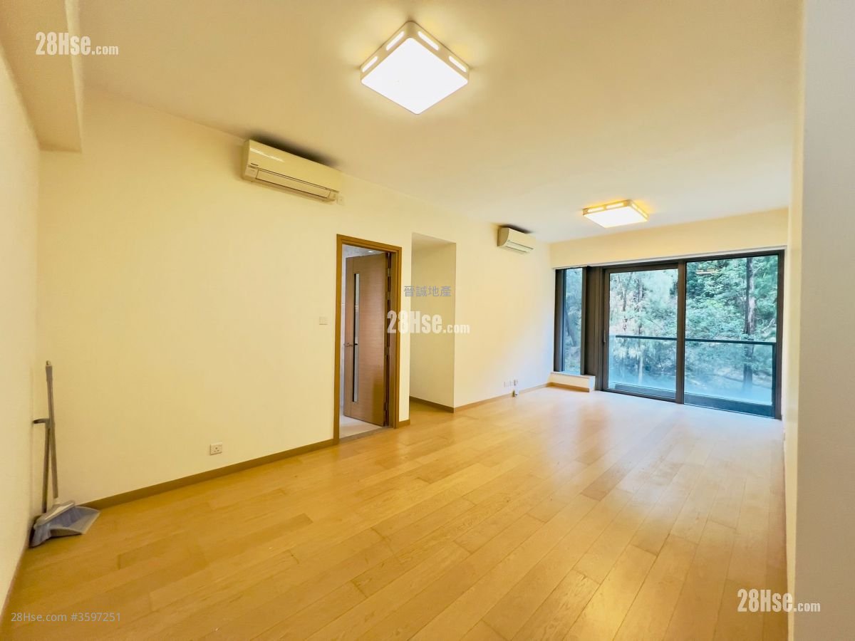 The Bloomsway Rental 3 Bedrooms , 2 Bathrooms 862 ft²