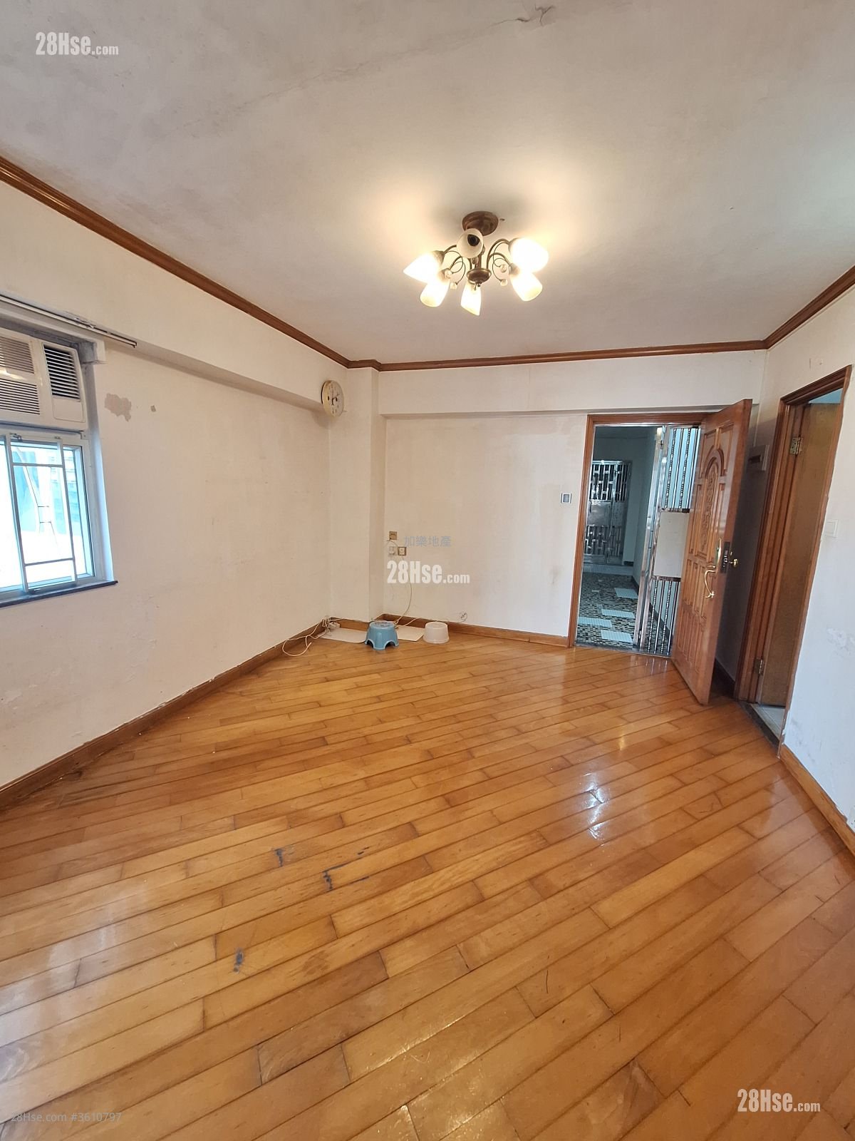 Whampoa Estate Sell 2 Bedrooms , 1 Bathroom 401 ft² Whampoa Estate Sell 2 Bedrooms , 1 Bathroom 401 ft²