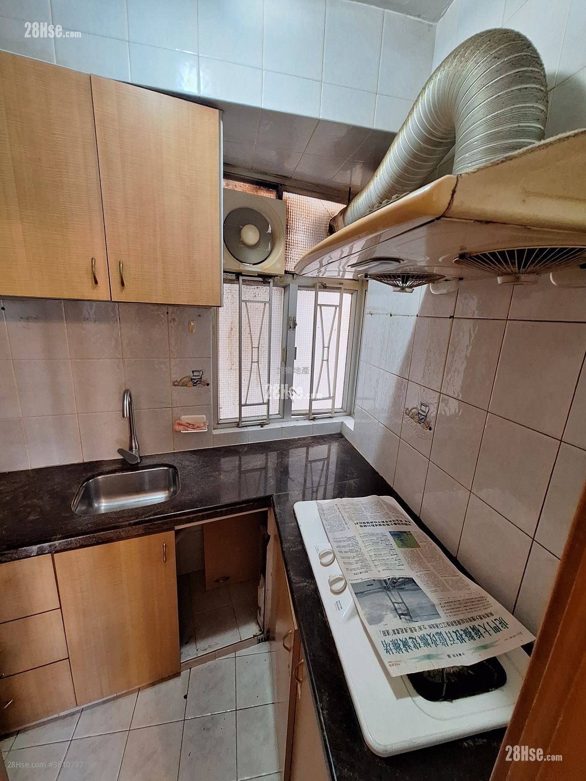 Whampoa Estate Sell 2 Bedrooms , 1 Bathroom 401 ft² Whampoa Estate Sell 2 Bedrooms , 1 Bathroom 401 ft²