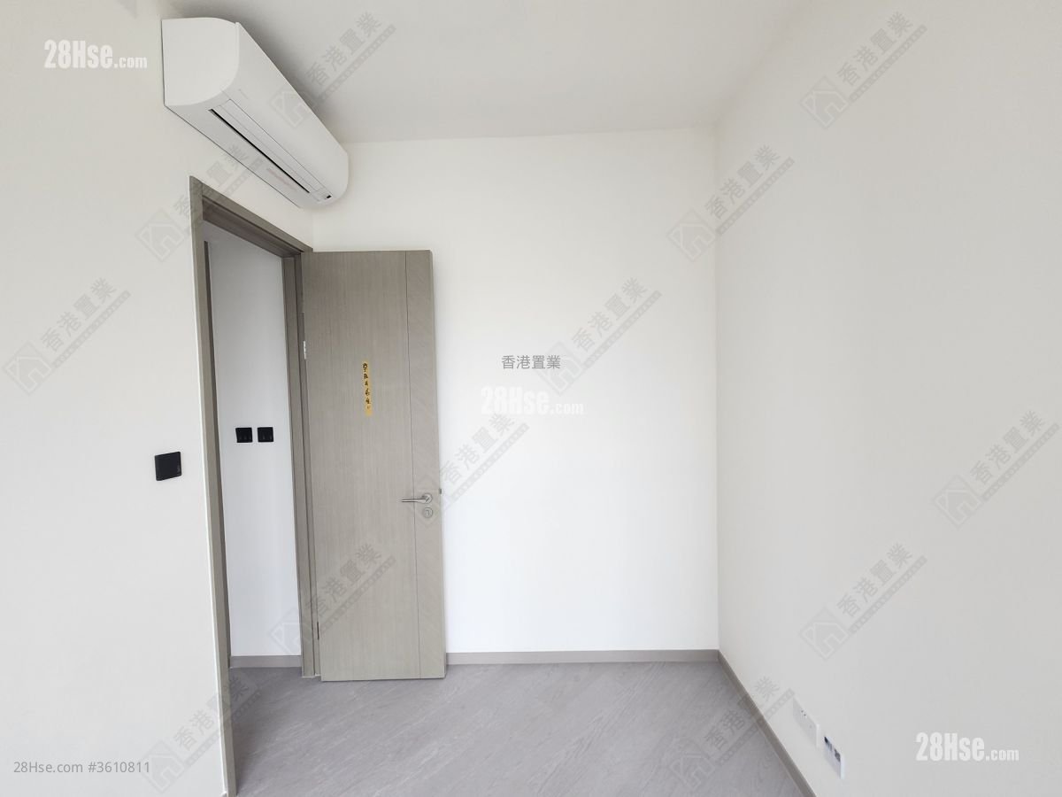 维港双钻 租盘 2 房 440 平方尺 维港双钻 租盘 2 房 440 平方尺