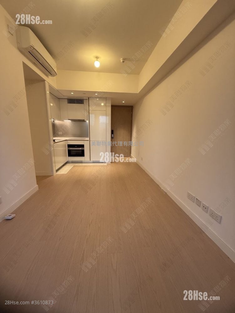 Monaco One Rental 3 Bedrooms , 1 Bathroom 522 ft²