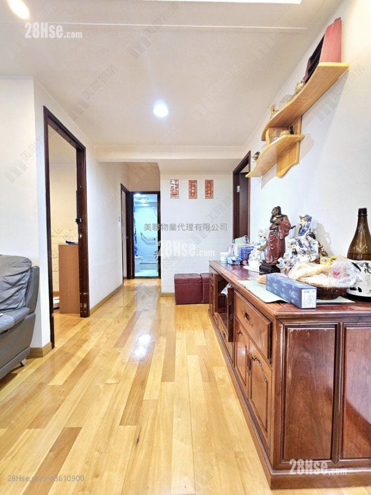 Shung Ming Mansion Sell 3 Bedrooms , 2 Bathrooms 832 ft² Shung Ming Mansion Sell 3 Bedrooms , 2 Bathrooms 832 ft²