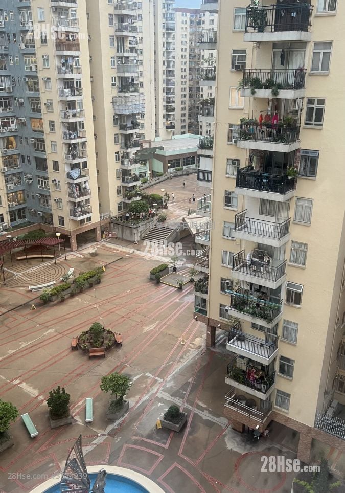 Mei Foo Sun Chuen Sell 3 Bedrooms , 1 Bathroom 656 ft²