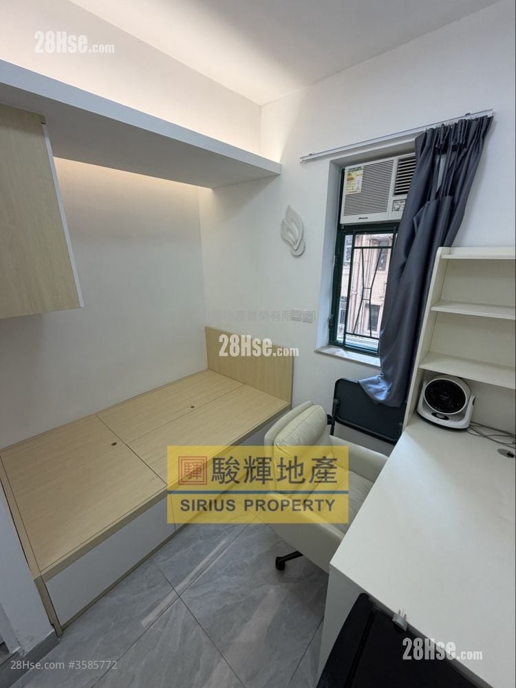 Pak Fuk Building Rental Studio , 1 Bathroom 150 ft²