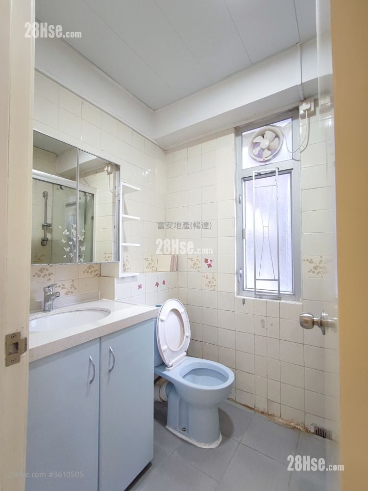 Chevalier Garden Sell 2 Bedrooms , 1 Bathroom 479 ft² Chevalier Garden Sell 2 Bedrooms , 1 Bathroom 479 ft²