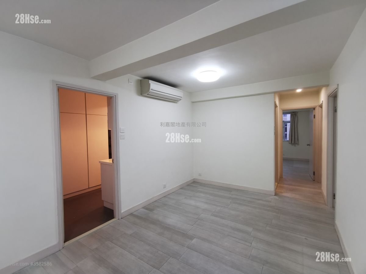 碧麗閣 售盤 3 房 , 2 浴室 976 平方呎