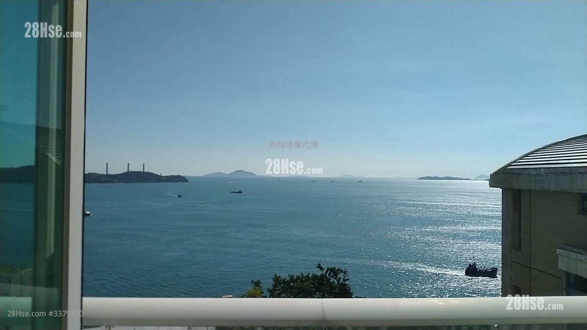 Villas Sorrento Sell 3 Bedrooms , 2 Bathrooms 1,356 ft²