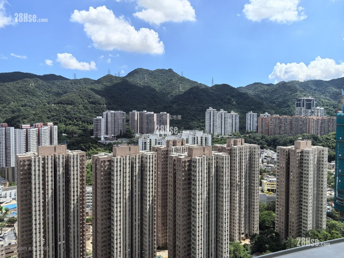 Festival City Sell 3 Bedrooms , 2 Bathrooms 784 ft²