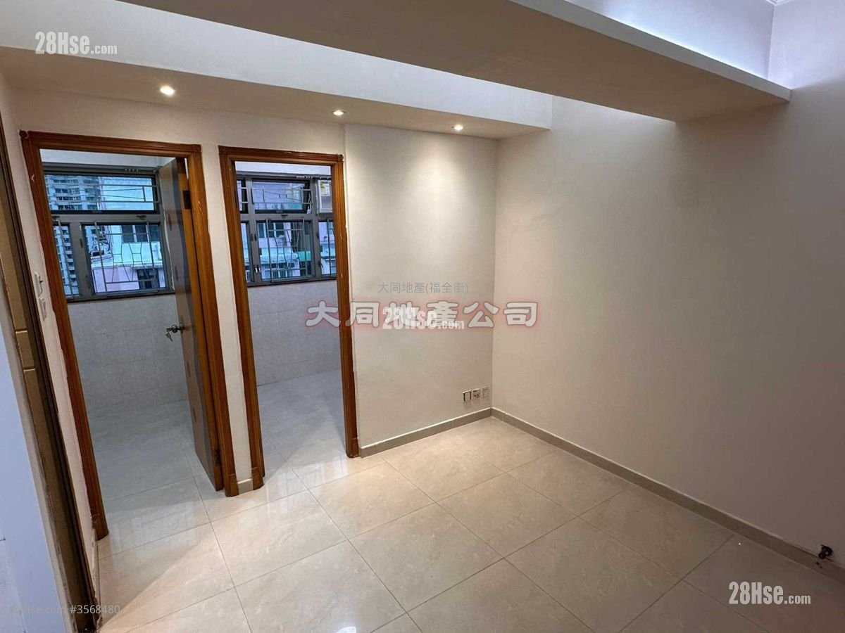 Chung Hing Building Sell 2 Bedrooms , 1 Bathroom 275 ft² Chung Hing Building Sell 2 Bedrooms , 1 Bathroom 275 ft²