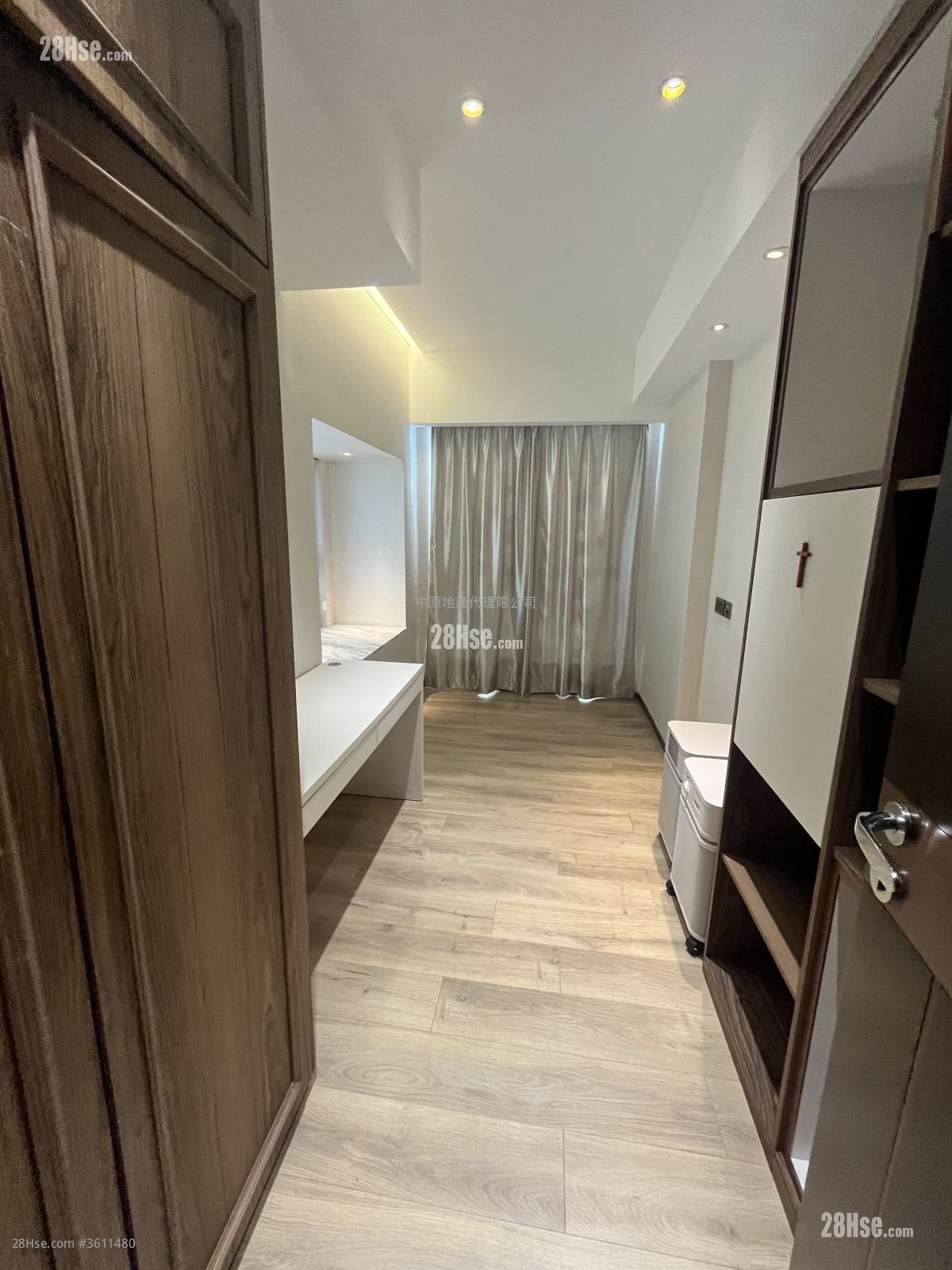 Providence Peak Sell 4 Bedrooms , 2 Bathrooms 1,477 ft² Providence Peak Sell 4 Bedrooms , 2 Bathrooms 1,477 ft²