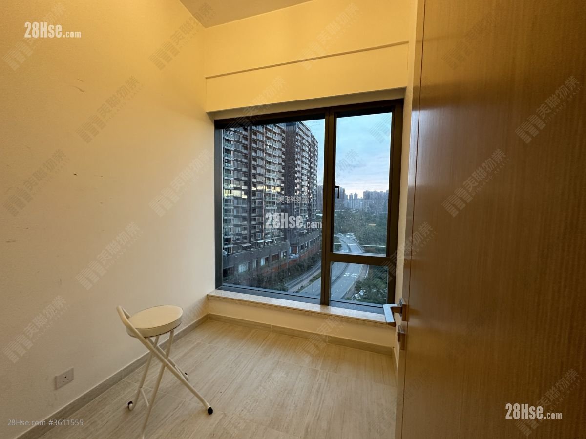 雲海 租盤 3 房 , 2 浴室 731 平方呎 雲海 租盤 3 房 , 2 浴室 731 平方呎