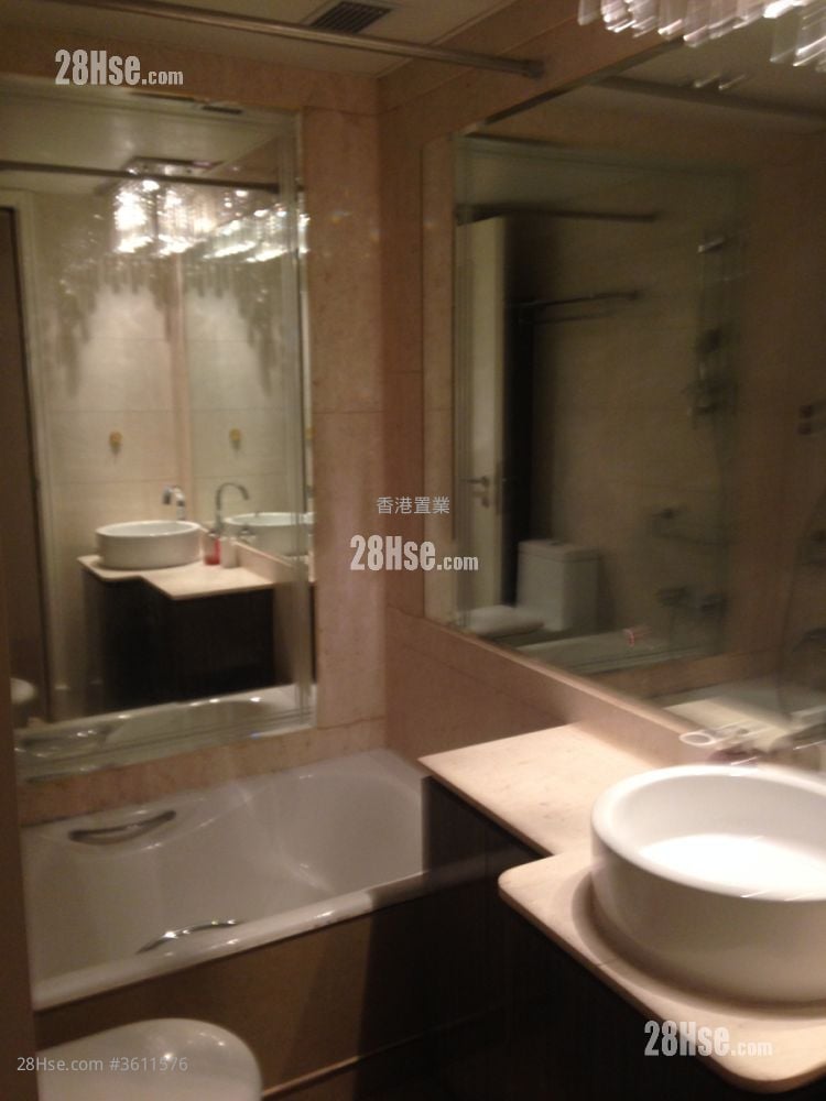 Le Prestige Sell 3 Bedrooms , 2 Bathrooms 714 ft² Le Prestige Sell 3 Bedrooms , 2 Bathrooms 714 ft²