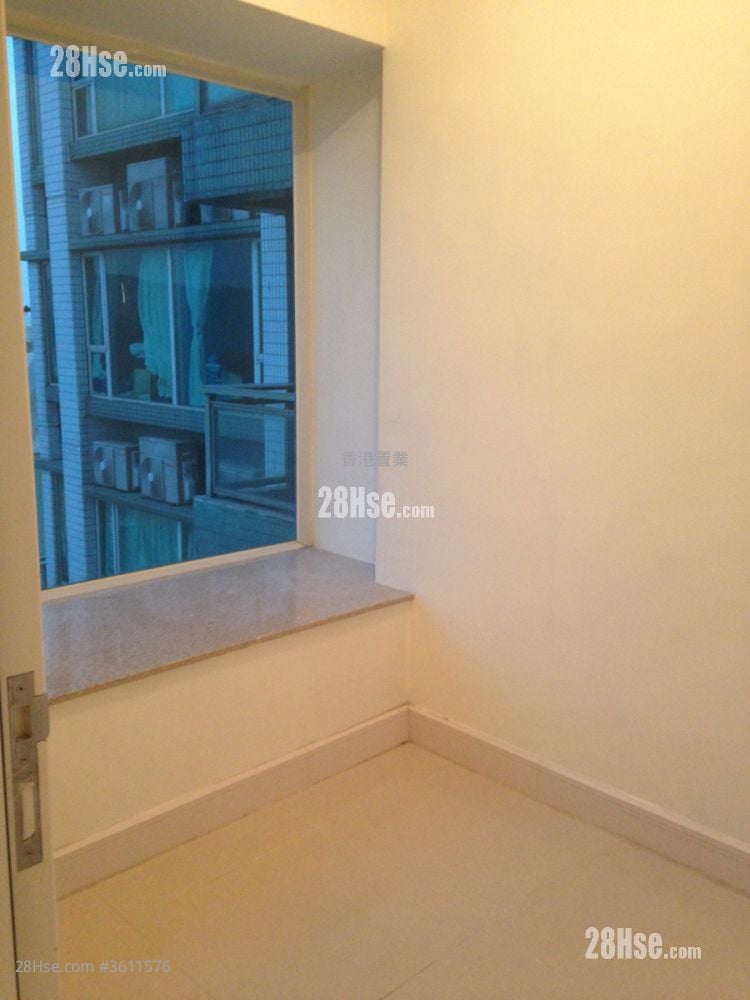 Le Prestige Sell 3 Bedrooms , 2 Bathrooms 714 ft² Le Prestige Sell 3 Bedrooms , 2 Bathrooms 714 ft²