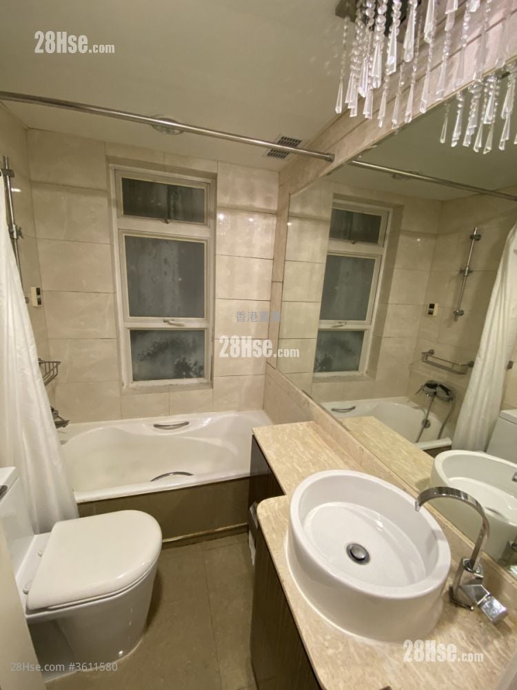 Le Prestige Sell 3 Bedrooms , 2 Bathrooms 728 ft² Le Prestige Sell 3 Bedrooms , 2 Bathrooms 728 ft²