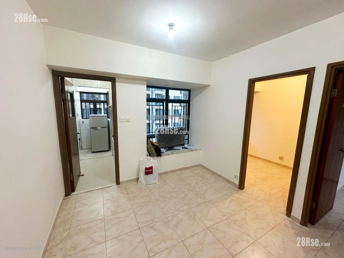 Fu Men Mansion Rental 2 Bedrooms , 1 Bathroom 329 ft²