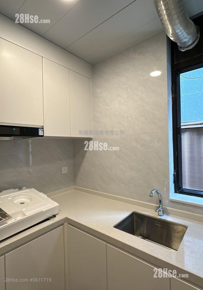 124B Waterloo Road Rental 2 Bedrooms , 1 Bathroom 380 ft² 124B Waterloo Road Rental 2 Bedrooms , 1 Bathroom 380 ft²