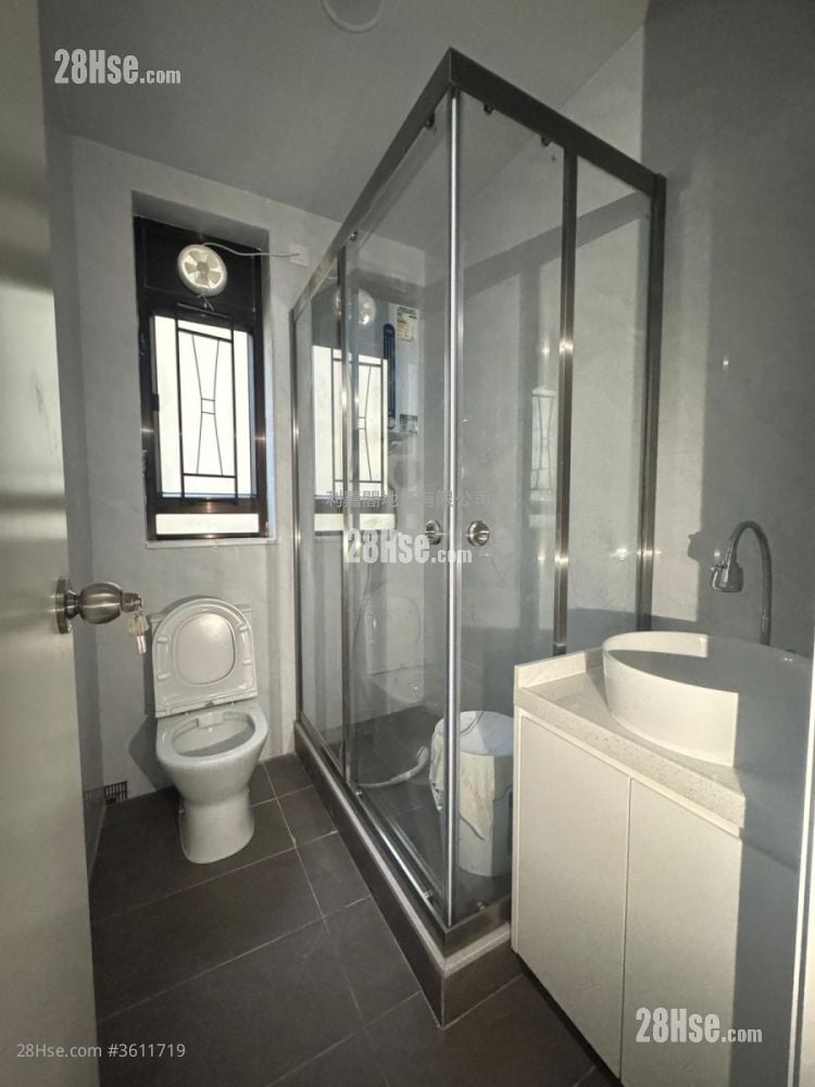 124B Waterloo Road Rental 2 Bedrooms , 1 Bathroom 380 ft² 124B Waterloo Road Rental 2 Bedrooms , 1 Bathroom 380 ft²