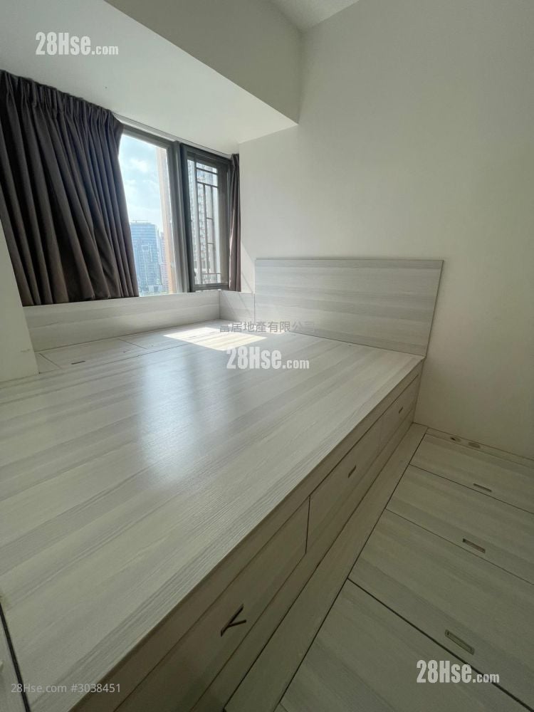 Heya Star Sell 2 Bedrooms , 1 Bathroom 520 ft²