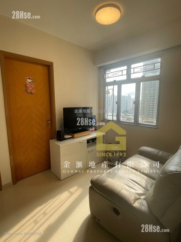 Sun Lai Garden Sell 2 Bedrooms 386 ft²