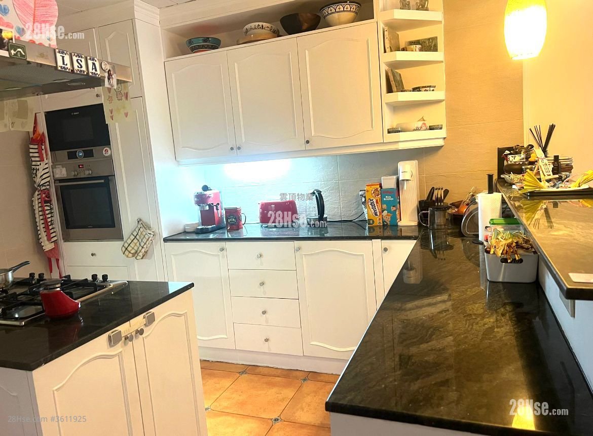Discovery Bay Rental 3 Bedrooms , 2 Bathrooms 1,108 ft²