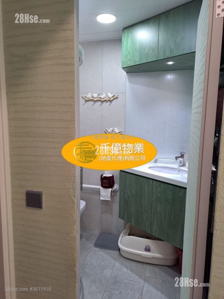 Kwun Tak Court Sell 3 Bedrooms , 1 Bathroom 483 ft² Kwun Tak Court Sell 3 Bedrooms , 1 Bathroom 483 ft²