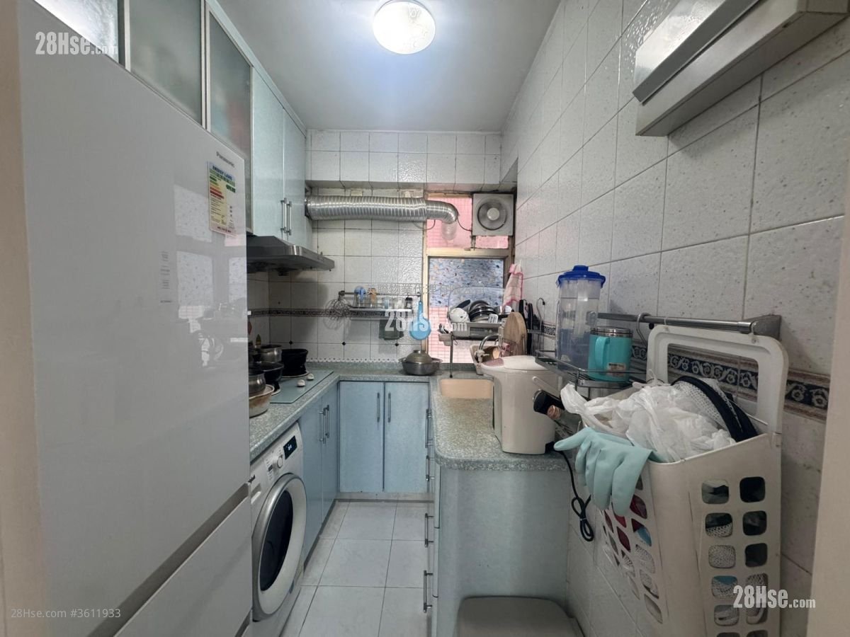 新峰花园 售盘 2 房 513 平方尺 新峰花园 售盘 2 房 513 平方尺