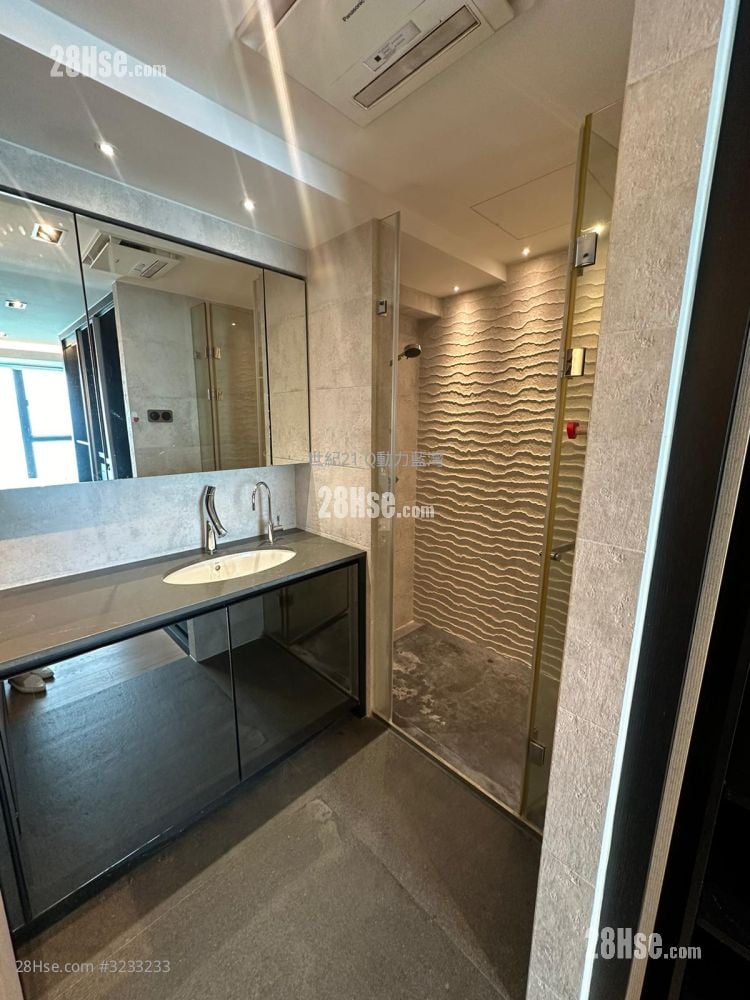 蓝湾半岛 售盘 3 房 , 3 浴室 848 平方尺