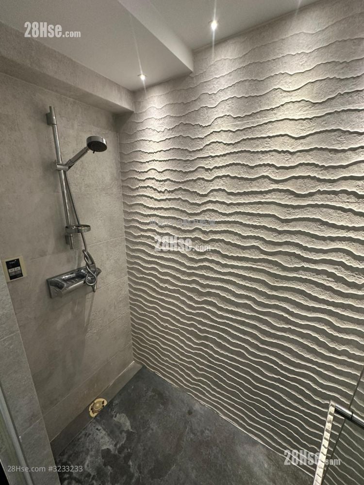 蓝湾半岛 售盘 3 房 , 3 浴室 848 平方尺