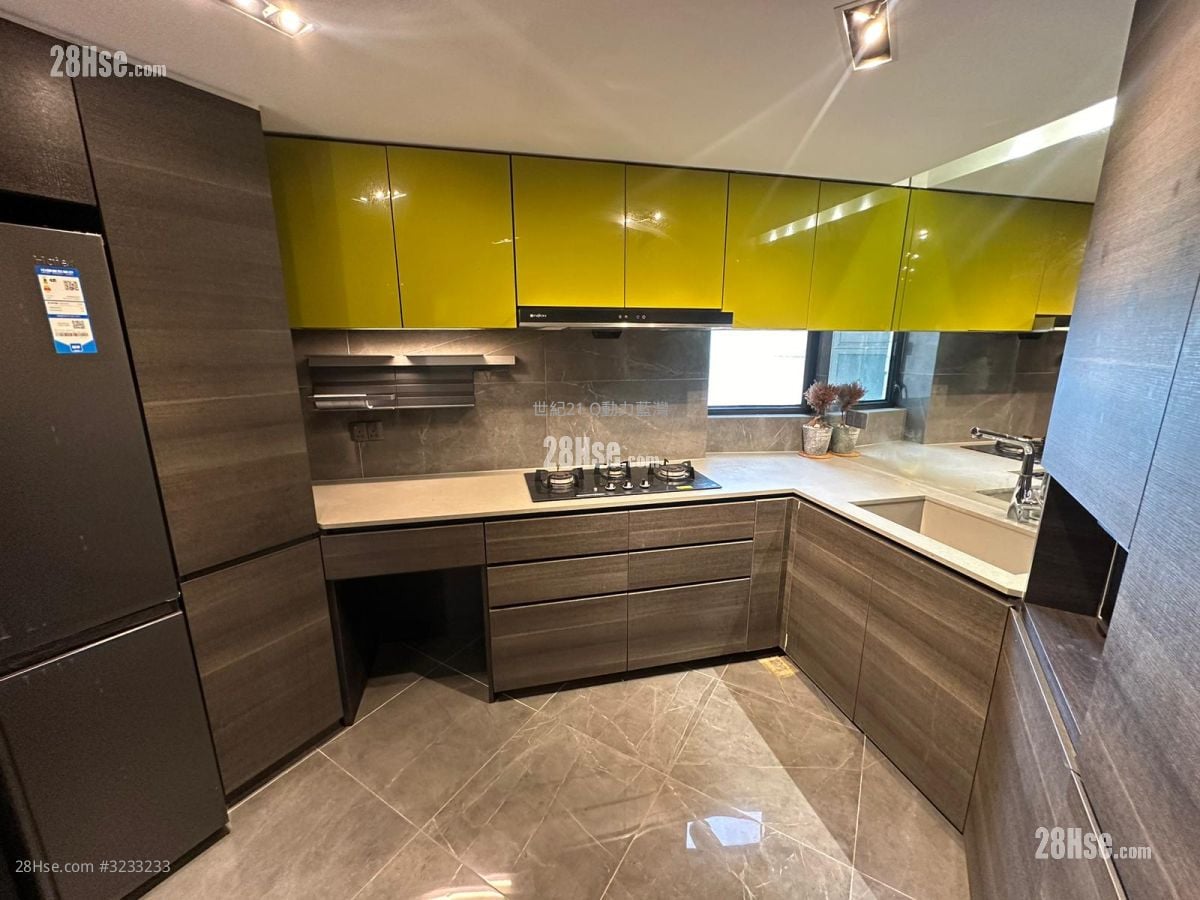 蓝湾半岛 售盘 3 房 , 3 浴室 848 平方尺