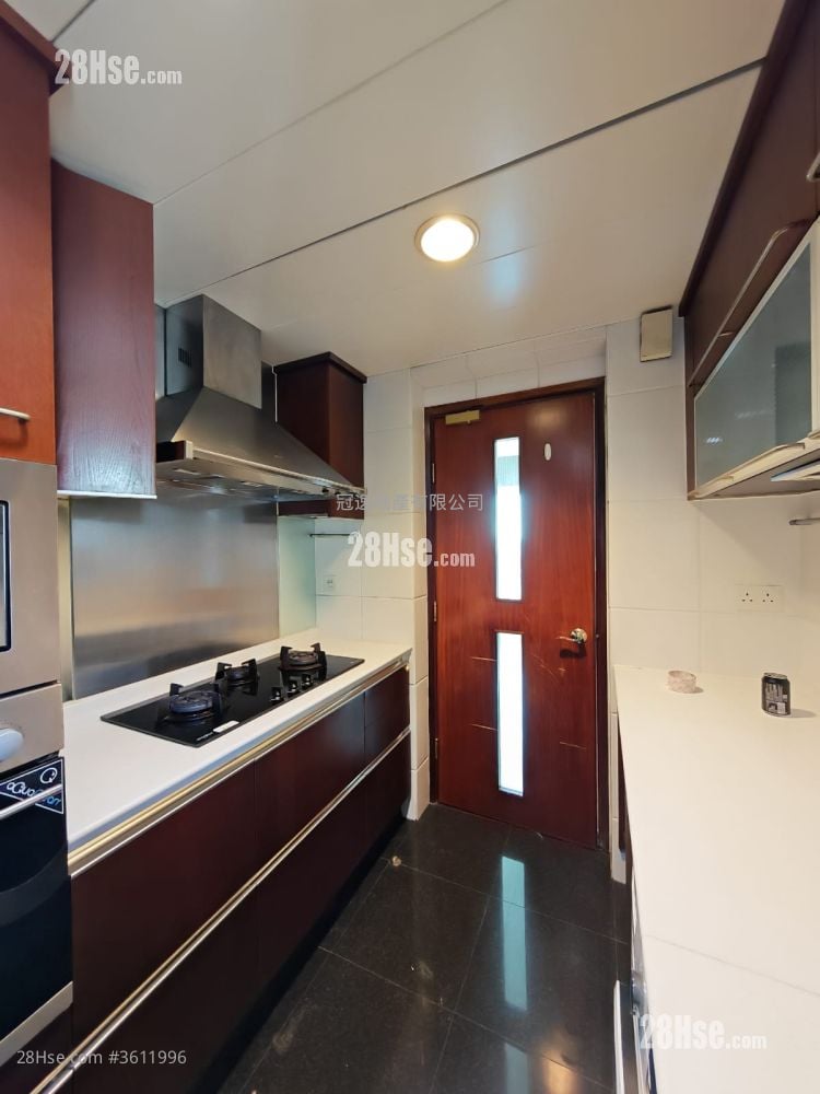 Sky Horizon Rental 3 Bedrooms , 2 Bathrooms 935 ft² Sky Horizon Rental 3 Bedrooms , 2 Bathrooms 935 ft²