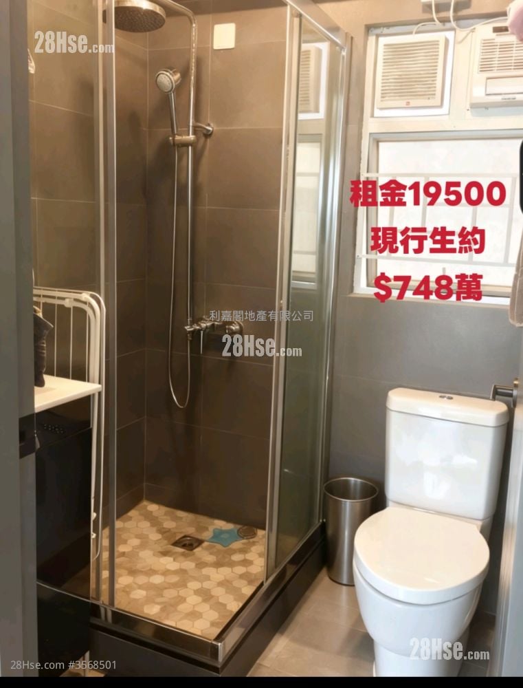 晓峰湾畔 售盘 3 房 , 2 浴室 646 平方尺 晓峰湾畔 售盘 3 房 , 2 浴室 646 平方尺