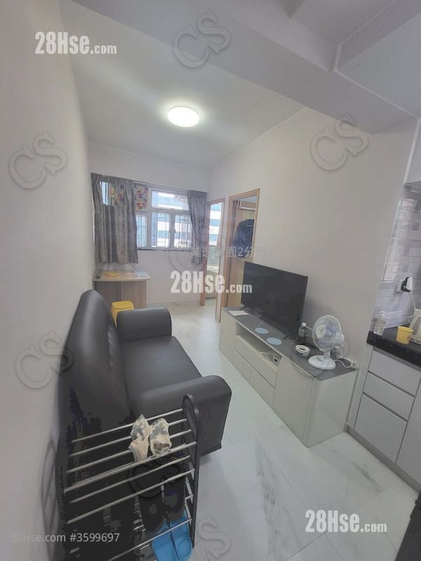 中興大廈 售盤 2 房 , 1 浴室 304 平方呎