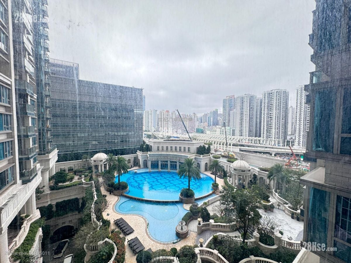 The Coronation Sell 2 Bedrooms , 1 Bathroom 513 ft²