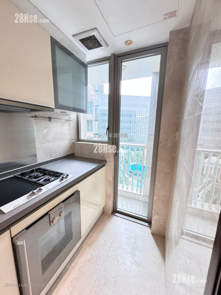 The Coronation Sell 2 Bedrooms , 1 Bathroom 513 ft²