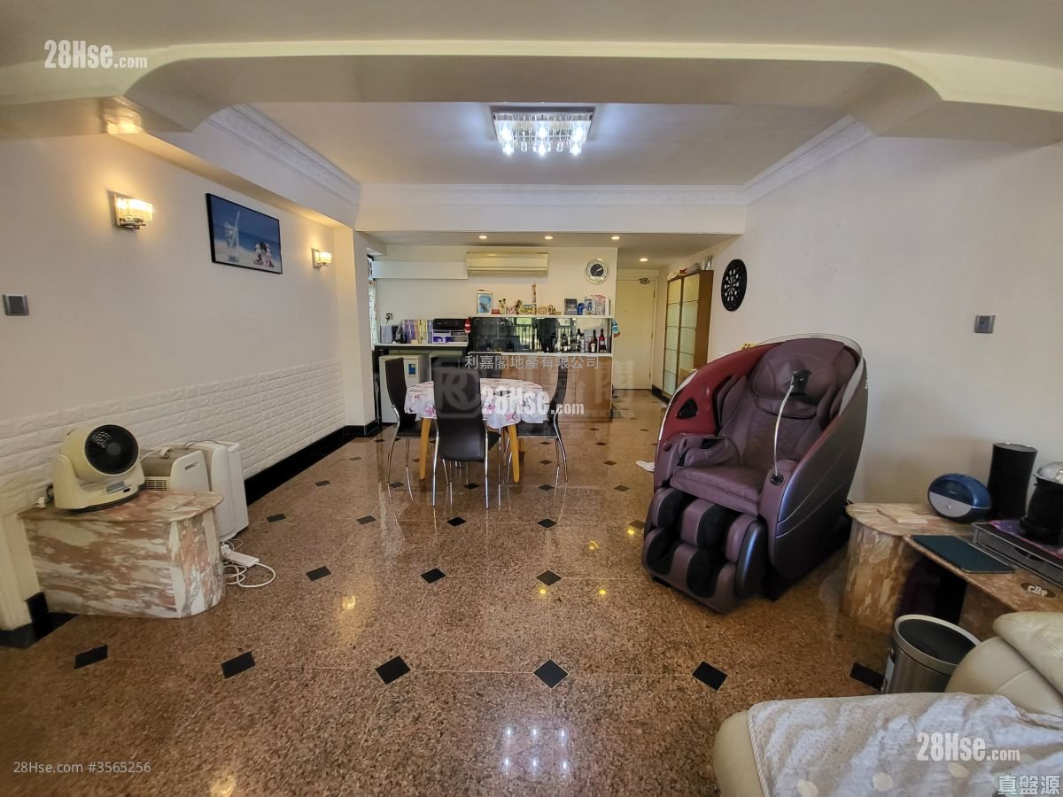 One Beacon Hill Sell 3 Bedrooms , 3 Bathrooms 1,122 ft² One Beacon Hill Sell 3 Bedrooms , 3 Bathrooms 1,122 ft²