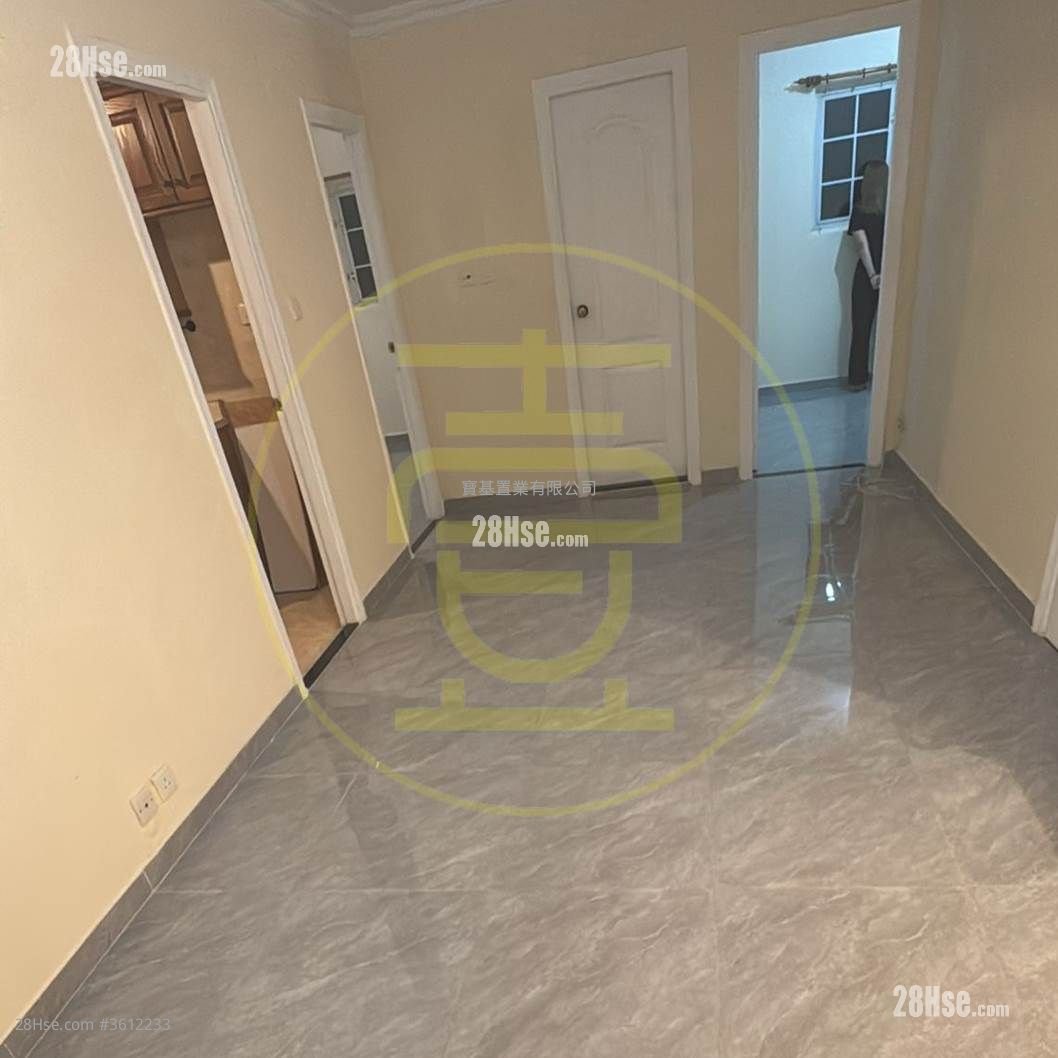 Pak Long Tsuen Sell 3 Bedrooms , 1 Bathroom 650 ft² Pak Long Tsuen Sell 3 Bedrooms , 1 Bathroom 650 ft²