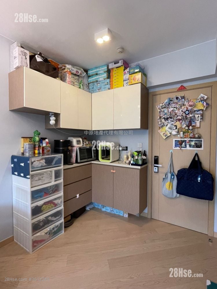 The Regent Sell 1 Bedroom 372 ft² The Regent Sell 1 Bedroom 372 ft²