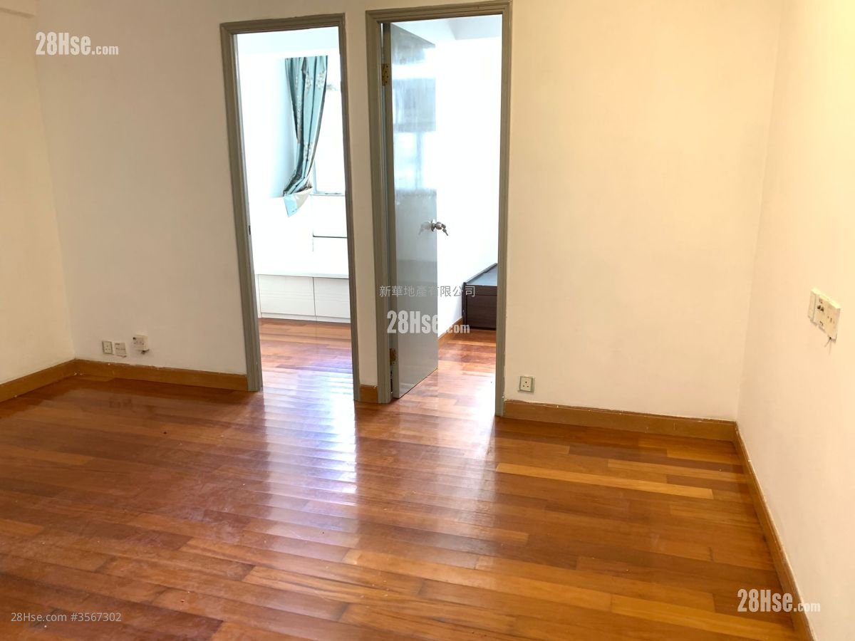 Yick Fat Building Rental 2 Bedrooms , 1 Bathroom 389 ft² Yick Fat Building Rental 2 Bedrooms , 1 Bathroom 389 ft²
