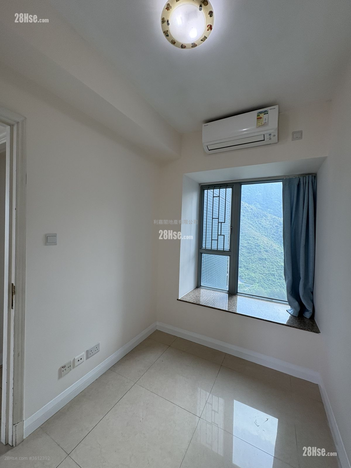 Caribbean Coast Sell 3 Bedrooms , 2 Bathrooms 709 ft² Caribbean Coast Sell 3 Bedrooms , 2 Bathrooms 709 ft²