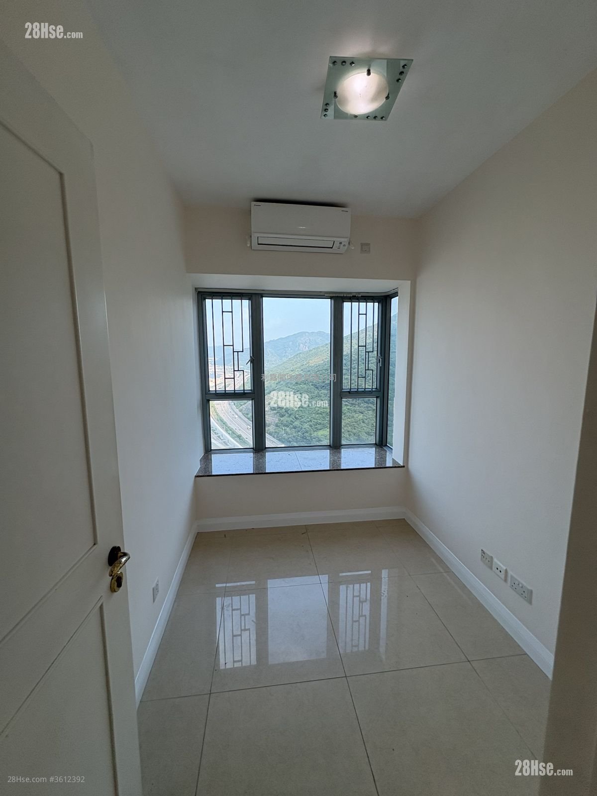 Caribbean Coast Sell 3 Bedrooms , 2 Bathrooms 709 ft² Caribbean Coast Sell 3 Bedrooms , 2 Bathrooms 709 ft²