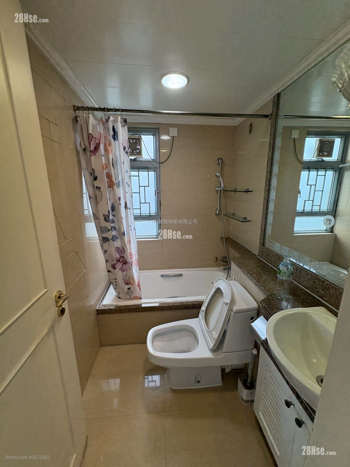 Caribbean Coast Sell 3 Bedrooms , 2 Bathrooms 709 ft² Caribbean Coast Sell 3 Bedrooms , 2 Bathrooms 709 ft²