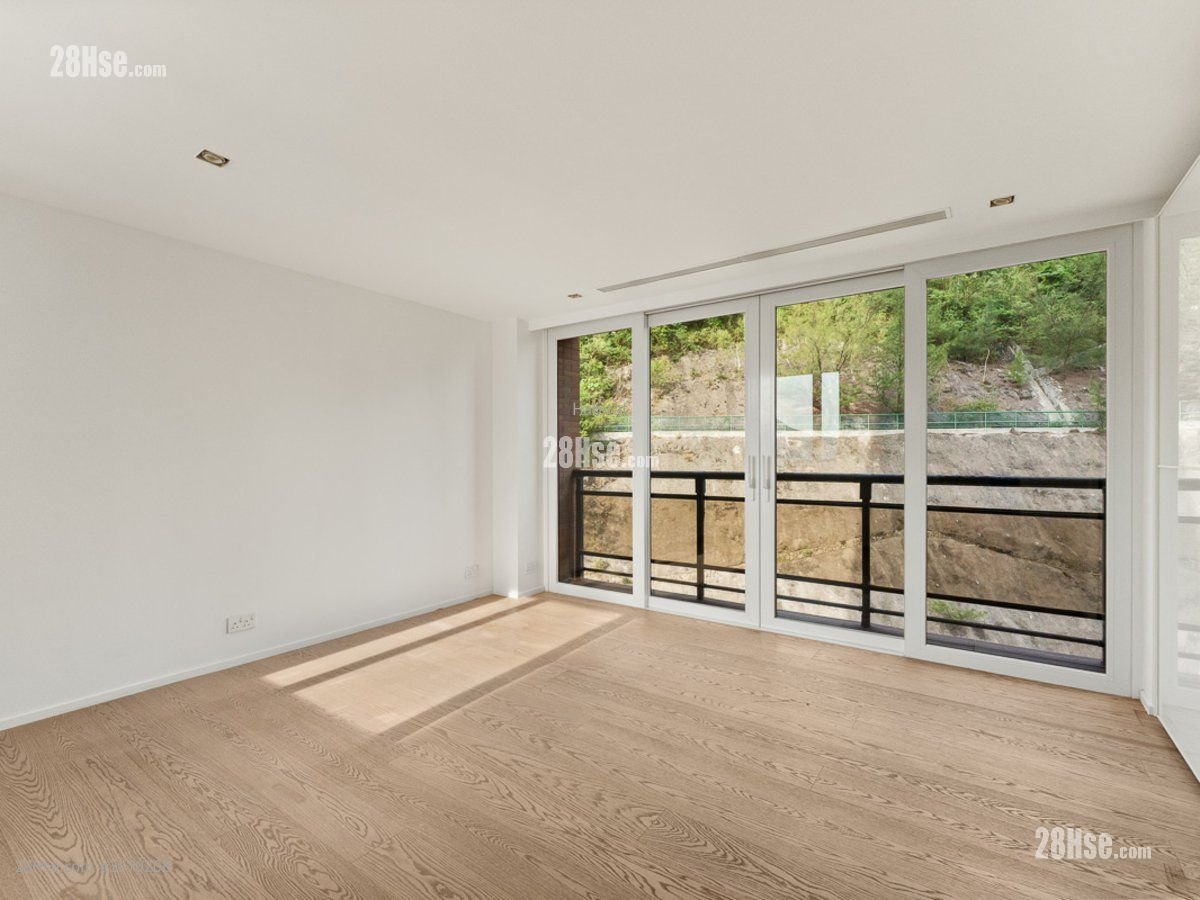 The Somerset Sell 3 Bedrooms , 3 Bathrooms 2,453 ft² The Somerset Sell 3 Bedrooms , 3 Bathrooms 2,453 ft²