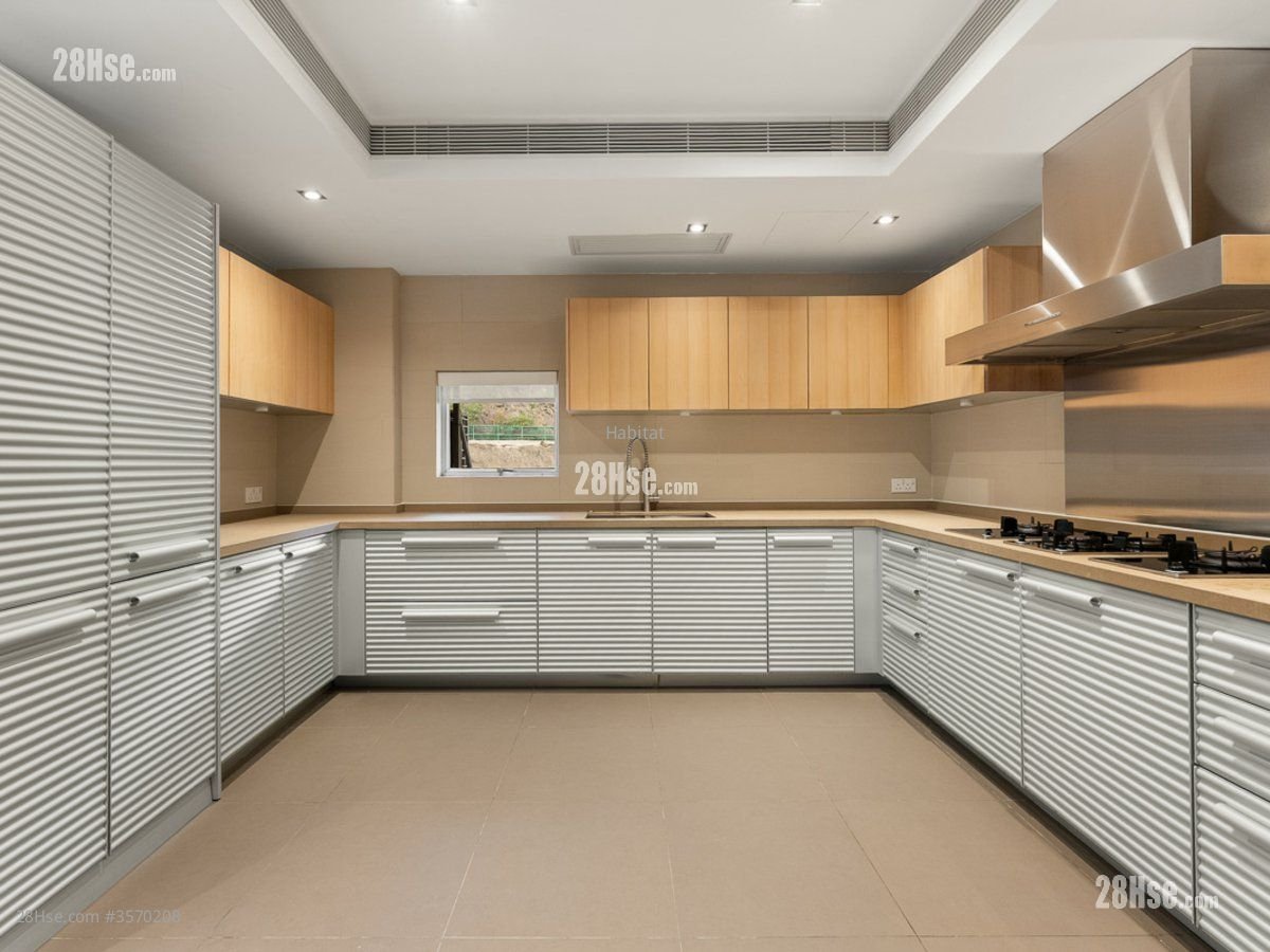 The Somerset Sell 3 Bedrooms , 3 Bathrooms 2,453 ft² The Somerset Sell 3 Bedrooms , 3 Bathrooms 2,453 ft²