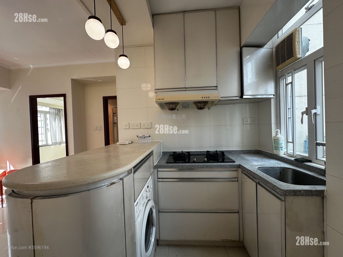 永成大厦 租盘 2 房 320 平方尺