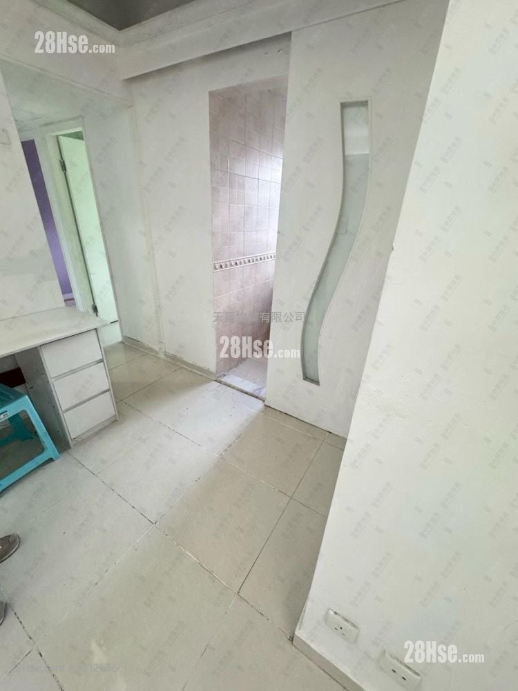 Grandview Garden Sell 3 Bedrooms , 1 Bathroom 449 ft² Grandview Garden Sell 3 Bedrooms , 1 Bathroom 449 ft²