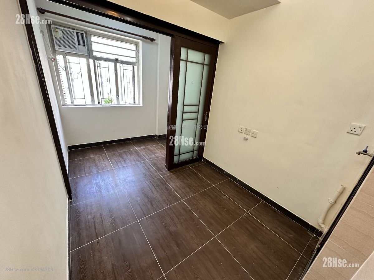 東廬大樓 租盤 1 房 , 1 浴室 130 平方呎