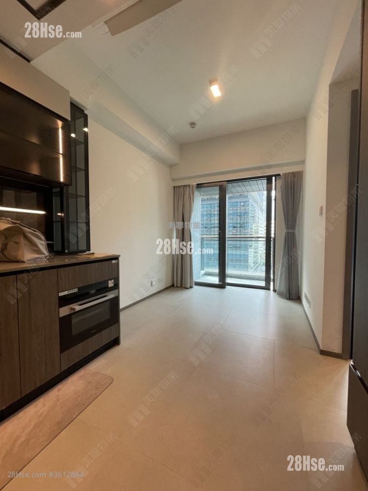 Cullinan Sky Rental 437 ft² Cullinan Sky Rental 437 ft²