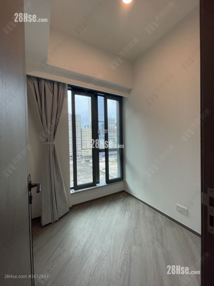 Cullinan Sky Rental 437 ft² Cullinan Sky Rental 437 ft²